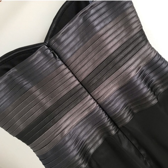 BCBG Dress size 6 - Picture 4 of 6